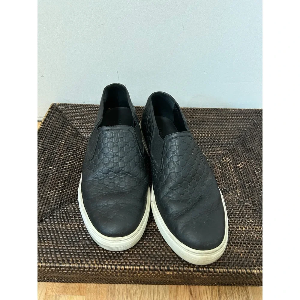 Gucci microGuccissima Leather Slip On Sneaker Mens Black GG Logo Size 10